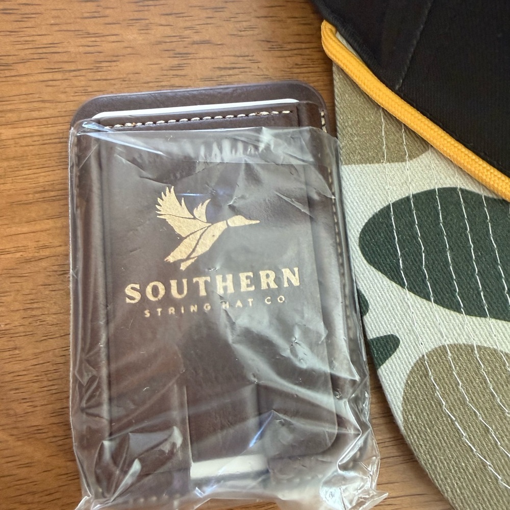 Southern String Hat Box - Picture 3 of 3